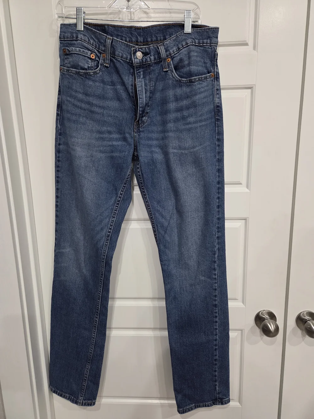 Levis Mens 511  Straight Men's Jeans in Medium Blue Wash Size 33